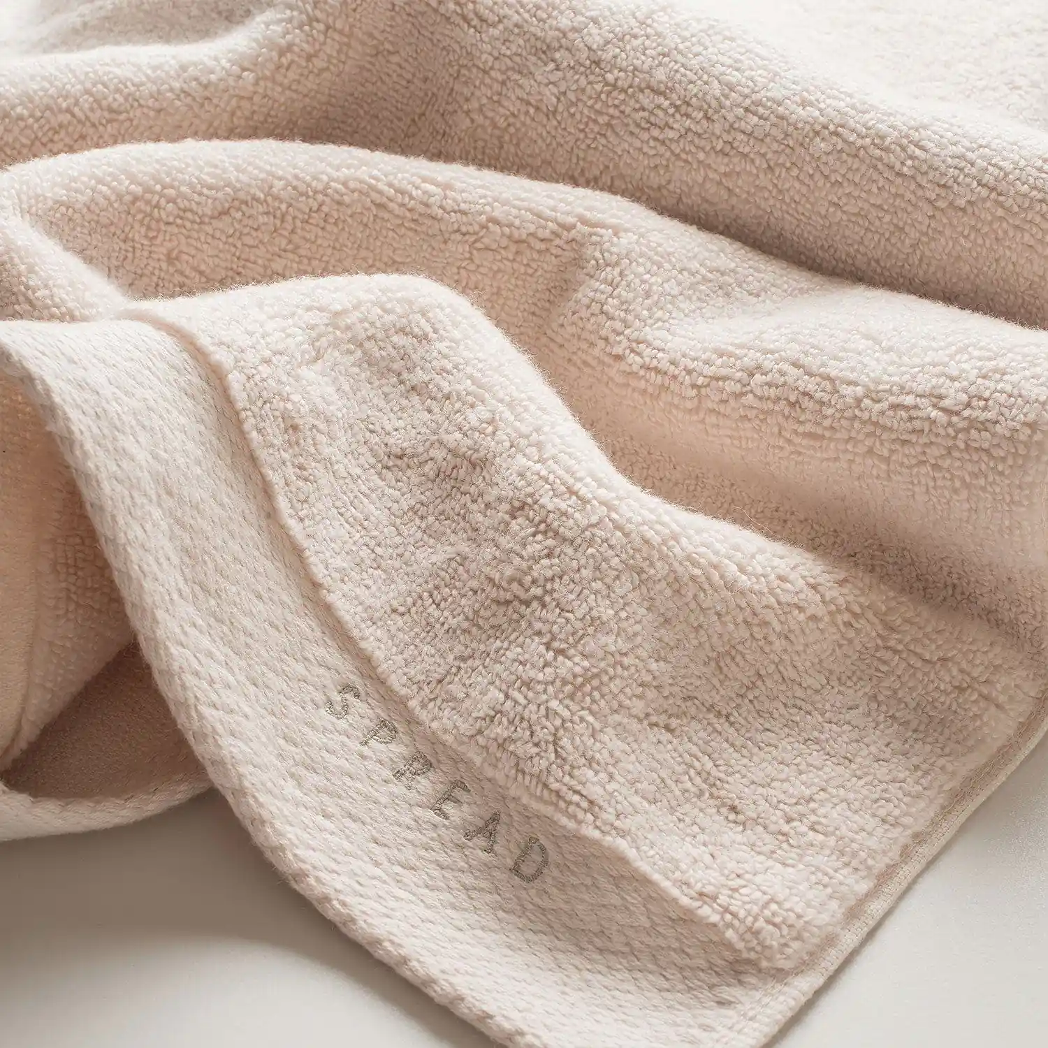 Resort - King Of Towel 3Pc Set - Image 52