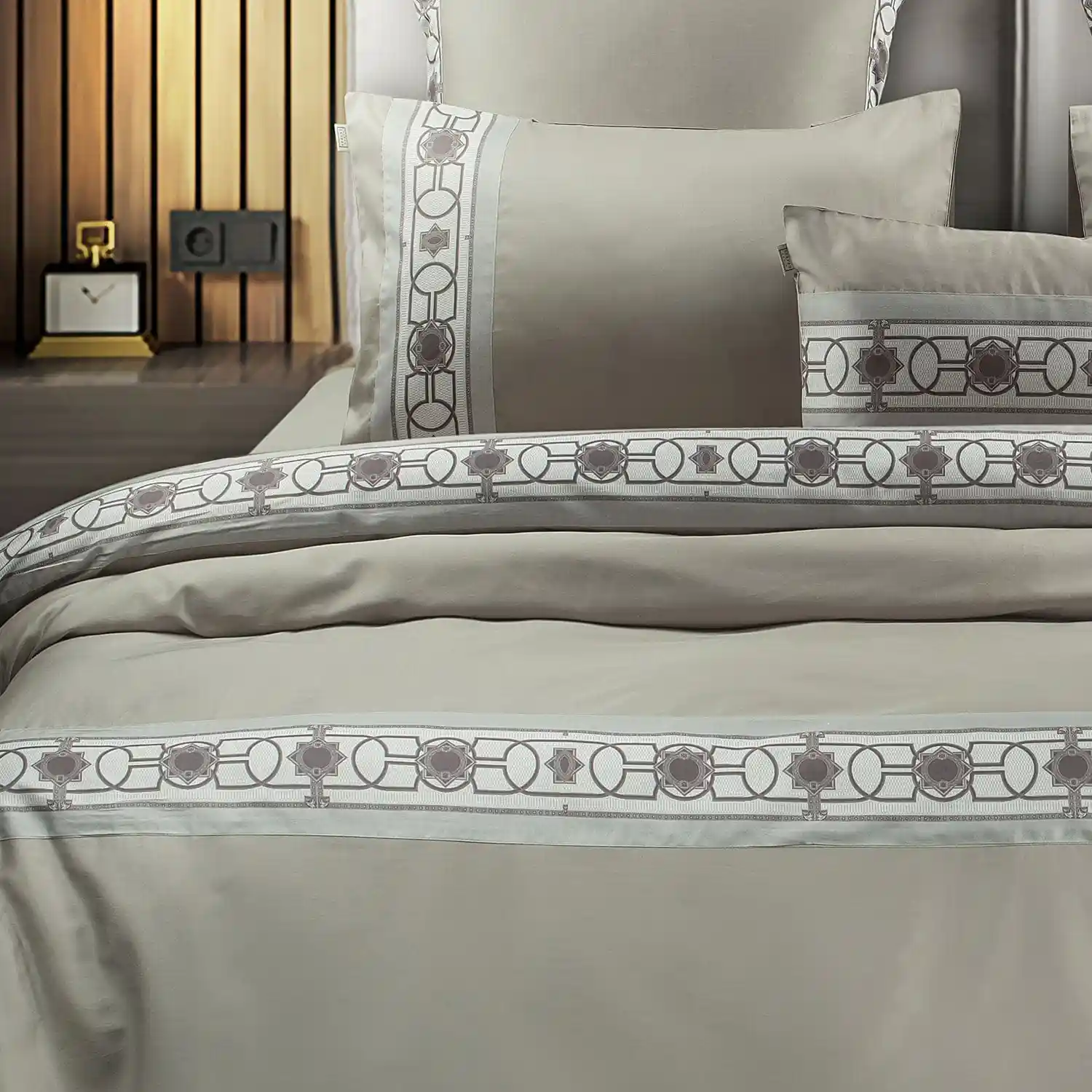 Villa Barcelona 500 Tc Bedding - Image 18