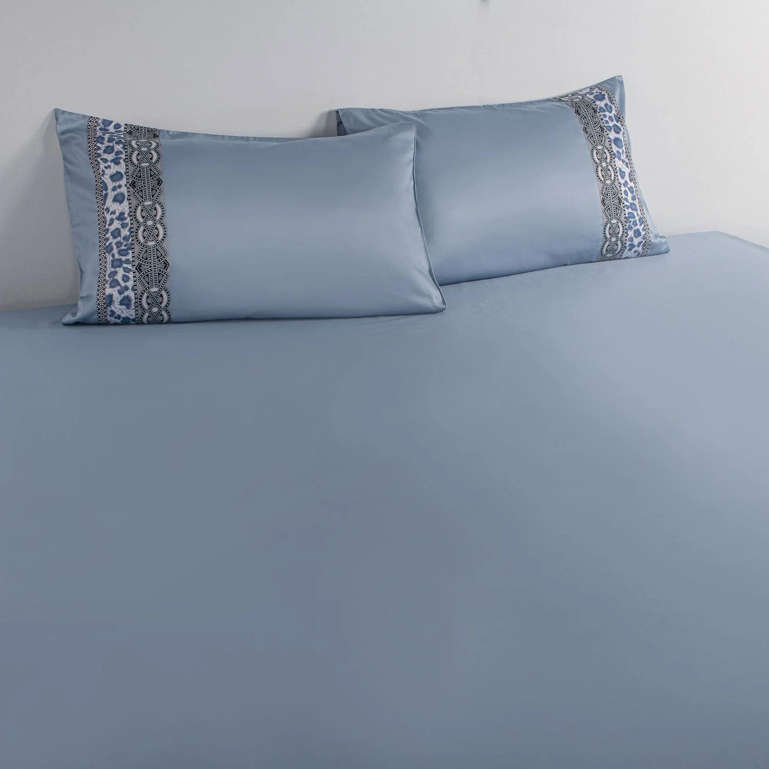 Villa Barcelona 500 Tc Bedsheets - Image 105
